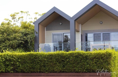 Indented Head House | Coastal View On The Esplanade