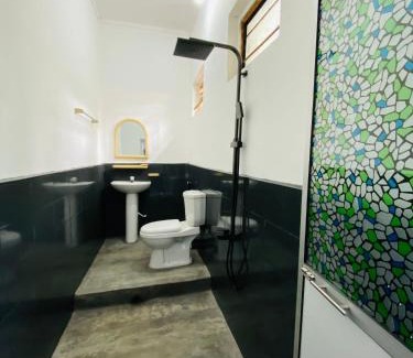 Manmunai North House | Coastal villa