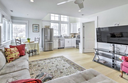 Waterford Apartment | Coastal Waterford Getaway, Steps to the Water!