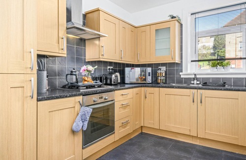 Coatbridge Apartment | Coats Apartment