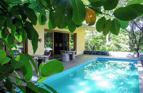 Digana Villa | Cobalt Villa by The Serendipity Collection