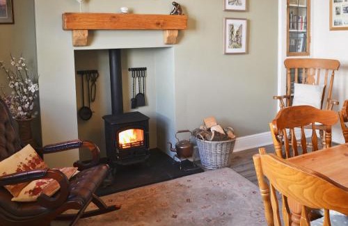 Flamborough House | Coble Cottage - 28317