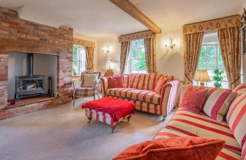 Castle Acre House | Cockleshells