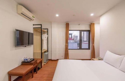 Trung Hoa Nhan Chinh Apartment | Coco Hotel - 5B Tran Duy Hung - by Bay Luxury