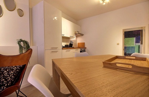 Liege Apartment | Coco Santiago - 1 room