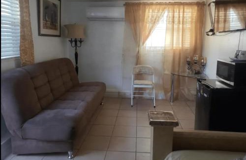 Coral Way House | Coco Sol 3 by MyMiamiStay