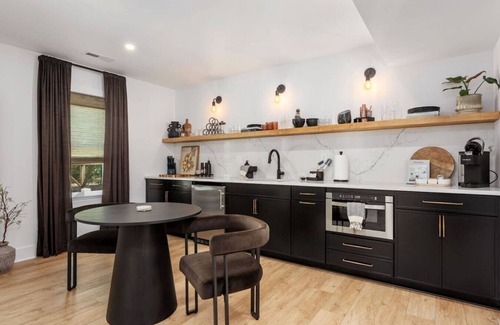 Colington Apartment | Cocoa Capri - Luxury Getaway