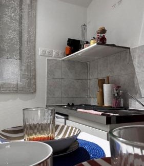 Louis Bertrand-Mirabeau-Semard Apartment | Cocon Paisible a Ivry