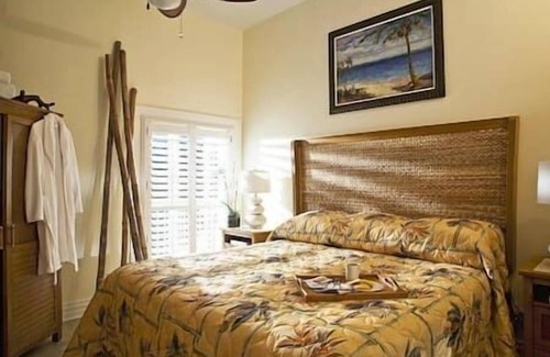 Old Town Resort | Coconut Beach | Beach | Concierge | Pool | Gym