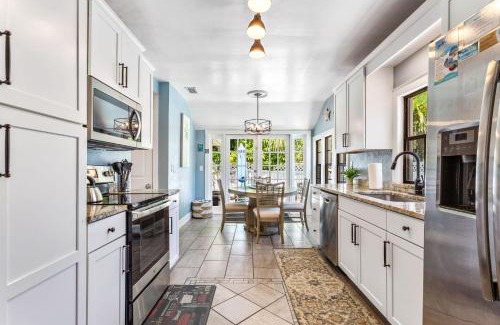 Bay Esplanade House | Coconut Beach House