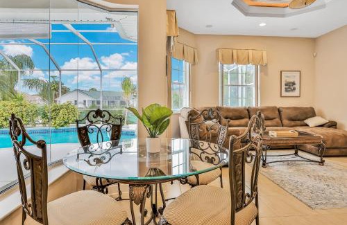 Palm Harbor House | Coconut Dreams