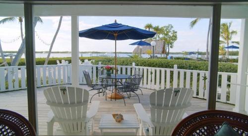 Tavernier Hotel | Coconut Palm Inn