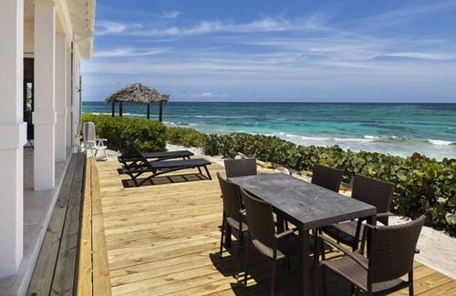 Double Bay House | Coconut Point by Eleuthera Vacation Rentals