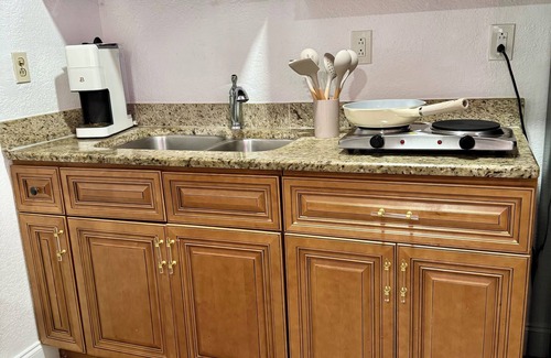 Naples Apartment | Coconut River Escape: Your 1-Bedroom Retreat Steps from Dining & Near the Beach!
