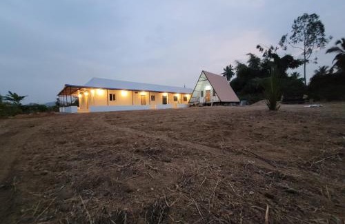 Kamalapur House | coconut tree guest house