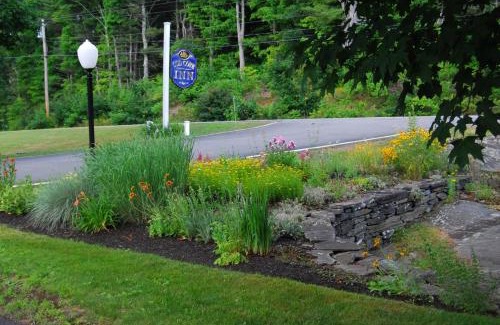 Edgecomb Hotel | Cod Cove Inn, BW Signature Collection-Boothbay Harbor Area