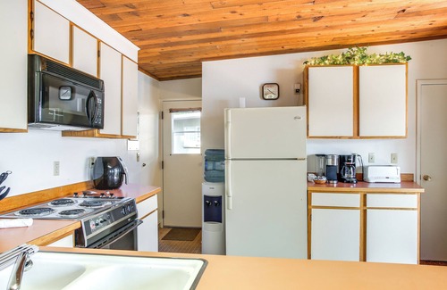 Worley House | Coeur d'Alene, Idaho Lake House w/Beautiful Views!
