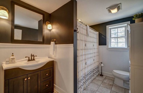 Silver Lake House | Coffee Bar, Hot Tub, Fenced-In Yard, and Fire Pit!