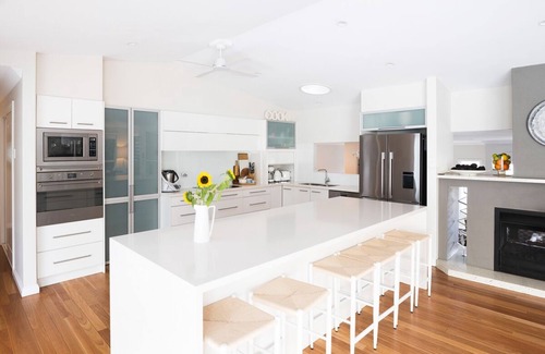 Coffs Harbour House | Coffs Harbour EXECUTIVE STYLE HOME & Pool - great location