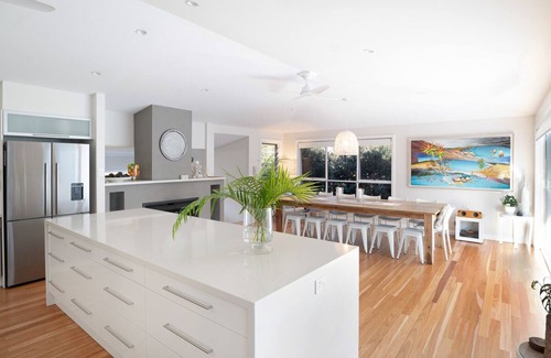 Coffs Harbour House | Coffs Harbour EXECUTIVE STYLE HOME & Pool - great location