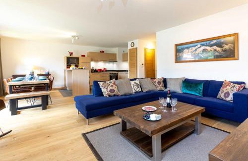 Les Praz-de-Chamonix Apartment | Coin des Drus Apartment - Chamonix All Year