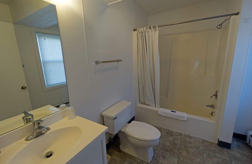 Beulah Hotel | Cold Creek Inn