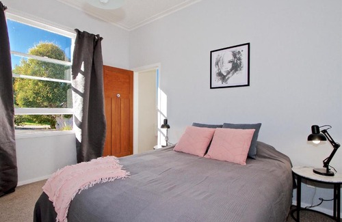 Ohakune House | Cole Cottage with Spa - Ohakune Holiday Home