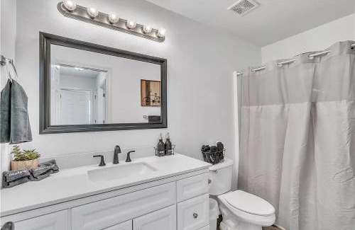 Bentonville House | Coler Comforts