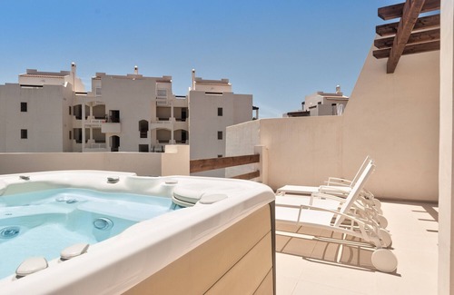 Palm-Mar House | Colinas - Bentor 3.1 PENTHOUSE 3B JACUZZI POOL VIEW