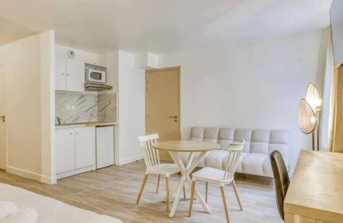 Annemasse Apartment | Colivi Studio Atlas Superior 30m2 Annemasse Station