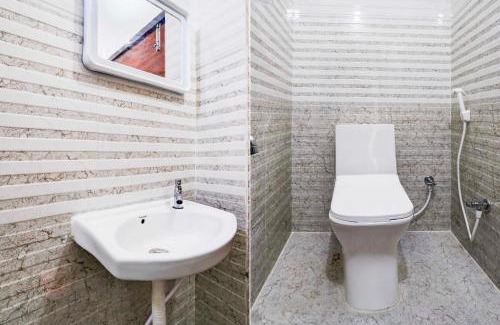 Ibrahimpatan Hotel | Collection O Adibatla near TCS