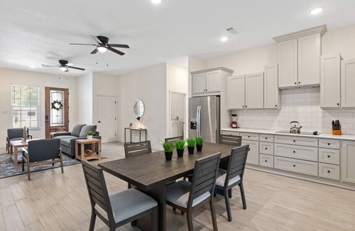 White Settlement House | Collett Charm: 4-Bedroom Graceful Escape