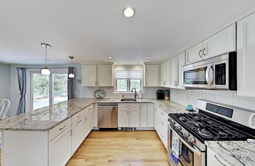 Yarmouth Port House | Collingwood Cottage