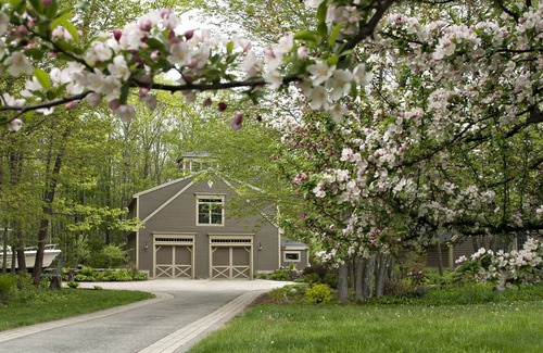 West Kennebunk House | Colonial Charm of Saltbox w/ Modern Interior, Beautiful Gardens, Great Location