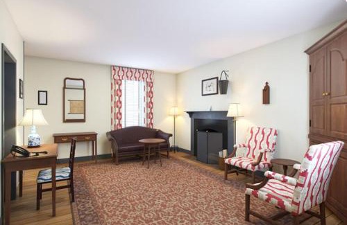 Williamsburg Hotel | Colonial Houses, an official Colonial Williamsburg Hotel