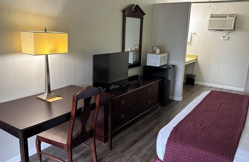 Franklin Hotel | Colonial Inn Franklin