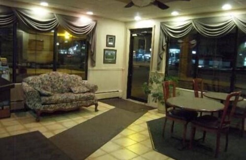 Latham Hotel | Colonie inn and Suites