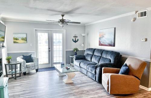 Gulf Shores Apartment | Colony Club E1