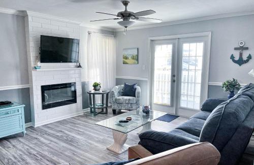 Gulf Shores Apartment | Colony Club E1