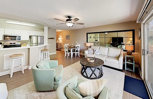 Sunset Beach Apartment | Colony II - Unit 106