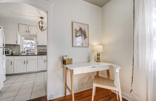 Colorado Springs House | Colorado Cottage! Downtown, OCC w Patio!