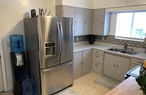 Topock House | Colorado river! Cozy 2 bedroom with a fireplace!