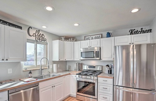 Security-Widefield House | Colorado Springs Home w/ Stunning Mountain Views