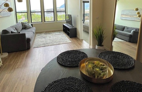 Downtown Colorado Springs Apartment | Colorado Springs Luxurious Unit with Mountain View