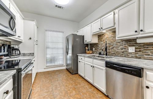 Highlands - Perkins House | Colorful Baton Rouge Home Deck, Grill and Fire Pit