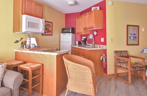 Bayfield Condo | Colorful Beach Front Condo with Lake Views