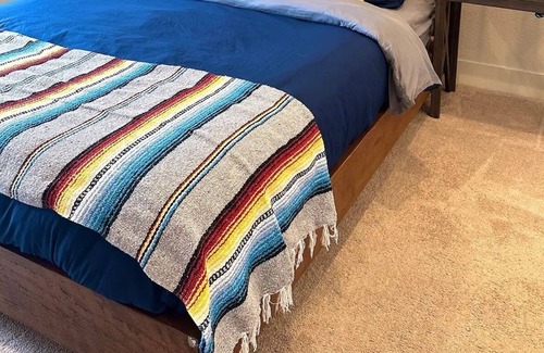 Bel Aire House | Colorful Casa Frida 10m downtown
