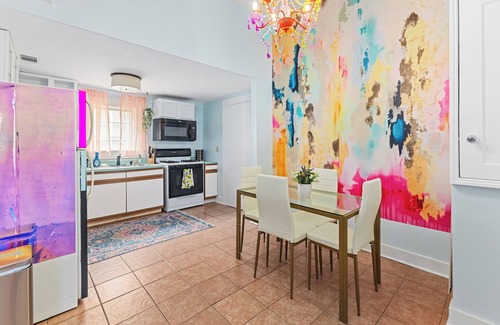Columbus Apartment | Colorful Historic Uptown Home close to Hospitals, Ft Benning/Moore and CSU