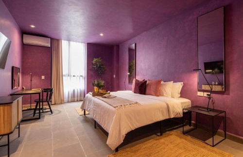 Zona Centro House | Colorful & Lively Centro Gem 5BR, Rooftop Patio