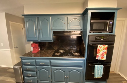 Oklahoma City House | Colorful Shadow-Game Rm, Hot Tub, 5 min from Chisholm Creek